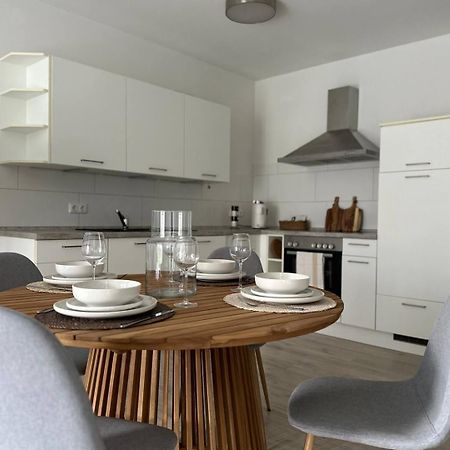 Garten-Wohnung Am Hafen Von Whv Wilhelmshaven Eksteriør bilde